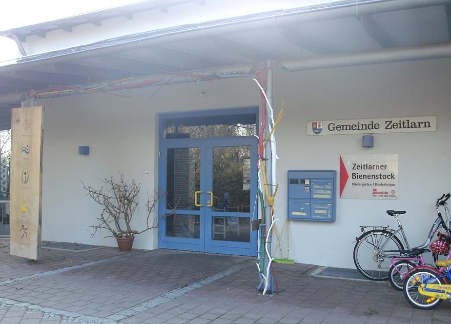 Johanniter-Kindergarten Zeitlarn Bienenstock | Johanniter