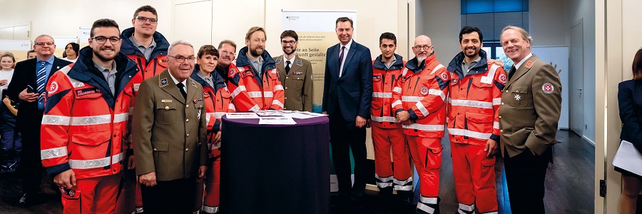 Auszeichnung des Projekts bei der Preisverleihung des Innenministeriums "Helfende Hand".