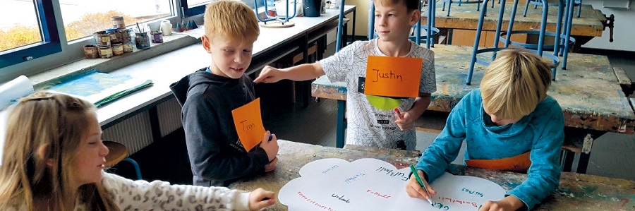 Die Kinder der Gartenstadtschule in Rodgau bei der Projektarbeit.