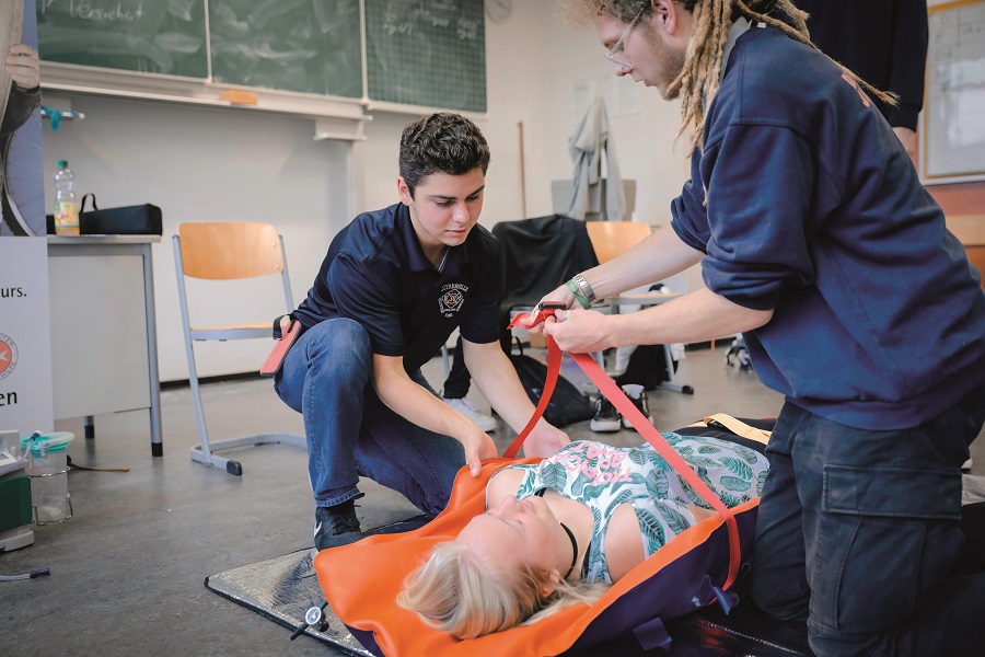 In einer Schulung am Pascal-Gymnasium lernen die Jugendlichen Verantwortung zu übernehmen.