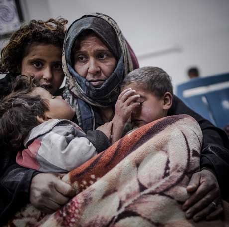 Familie im Flüchtlingslager