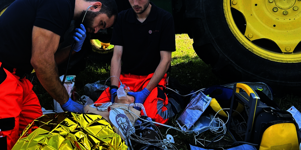 Notlage: Verunfallt durch einen Traktor