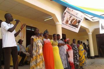 Feierliche Eröffnung der Geburtenstation in Kangi, Südsudan.