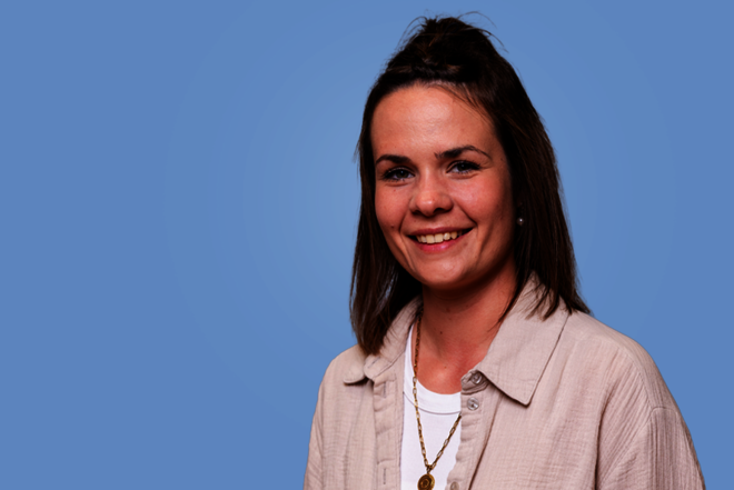 Porträtfoto von Lara Sztun