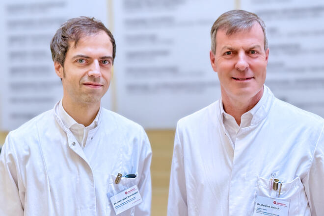 v.l. Dr. Sven Brandstädt mit den Ärztlichen Direktor Dr. Karsten Haitsch