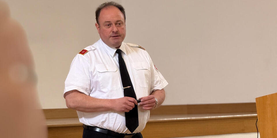 Bernd Lautenschläger bei der Landesvertreterversammlung HRS 2025.