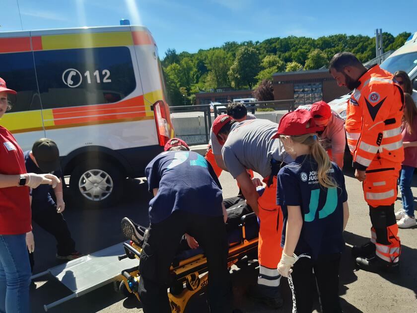 Kinder üben Einsätze am Regionaljugendtag