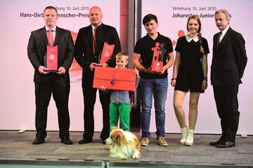 Preisträger des Hans-Dietrich-Genscher-Preises im Jahr 2015.