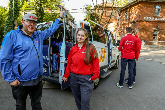 Johanniter Jugend auf dem Weg zum Kirchentag