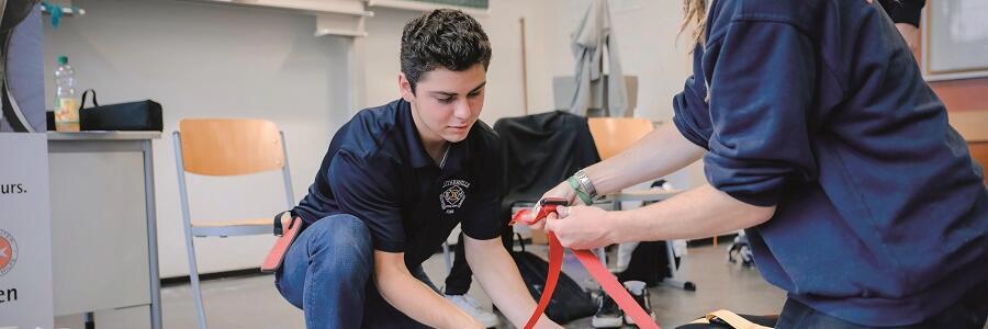 In einer Schulung am Pascal-Gymnasium lernen die Jugendlichen Verantwortung zu übernehmen.