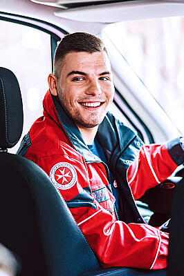 Fahrdienst Mitarbeiter Fahrt 