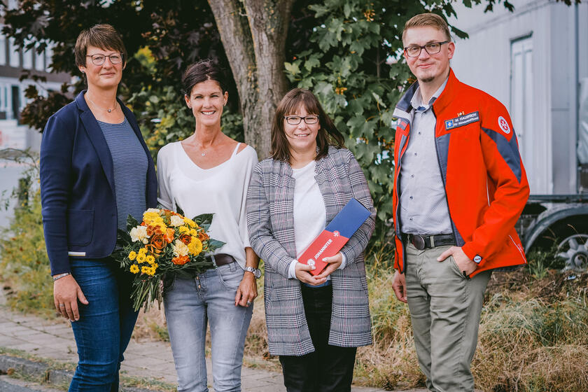v.l.n.r. Karola Stracke, Sandra Stegemann, Michaela Ludwig, Markus Haubrich