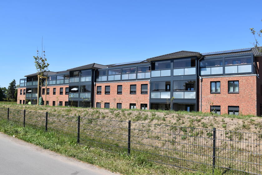 die Servicewohnen Anlage Bienenwiese in Stelle