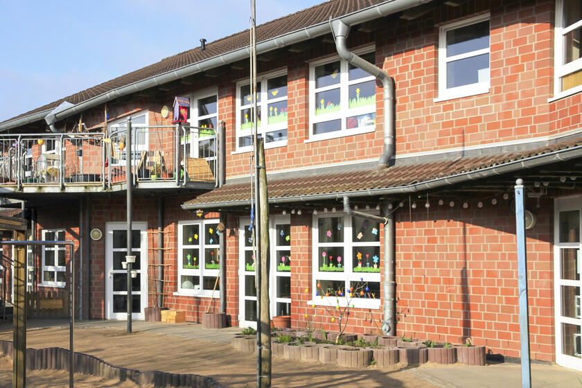 Das pädagogische Team lädt zum Abend der offenen Tür in das Johanniter-Kinderhaus Quickelbü ein.