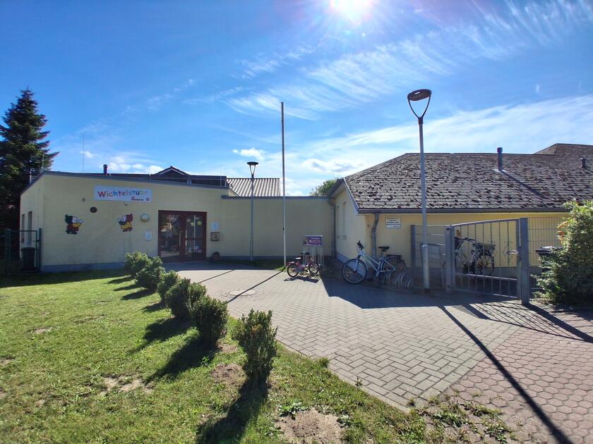 Eingangsbereich Hort und Elementarbereich "Wichtelstube"