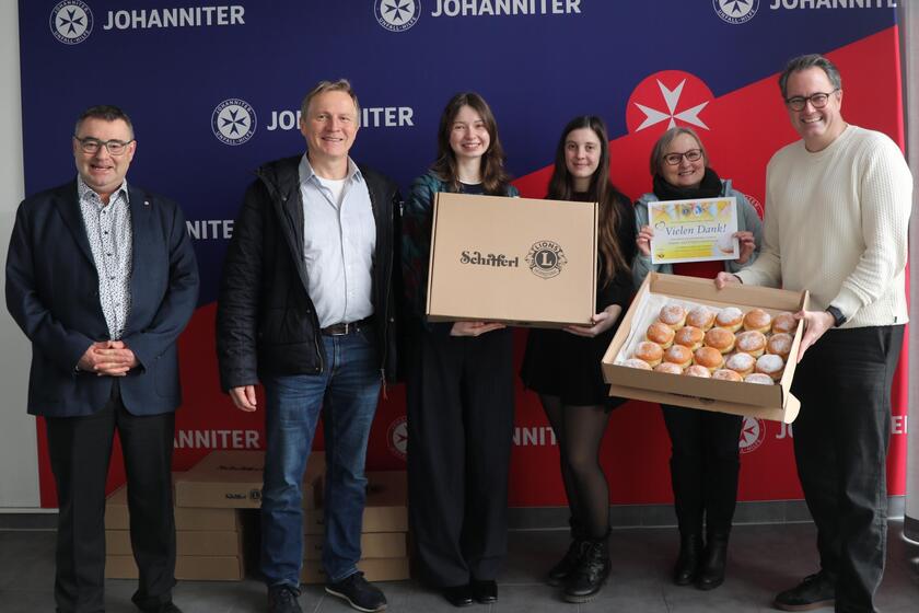 Die Krapfen wurden entgegengenommen