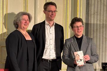 v.l.n.r Susanne Krumbiegel, Prof. Johannes Lang, Britta Taddiken, Quelle: JHG Leipzig
