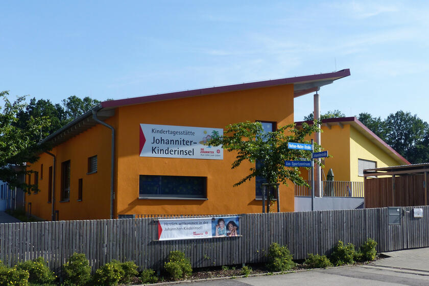 Außenansicht der Kindertageseinrichtung Johanniter-Kinderinsel Reckendorf