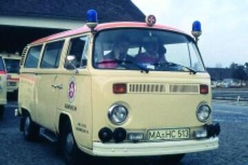 Ein Johanniter-Rettungswagen aus den 60er Jahren.