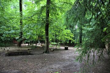 Gesamtansicht Waldkindergarten Alteglofsheim