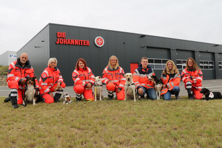 Das Team der Rettungshundestaffel Lippe-Höxter aus dem Jahre 2019.