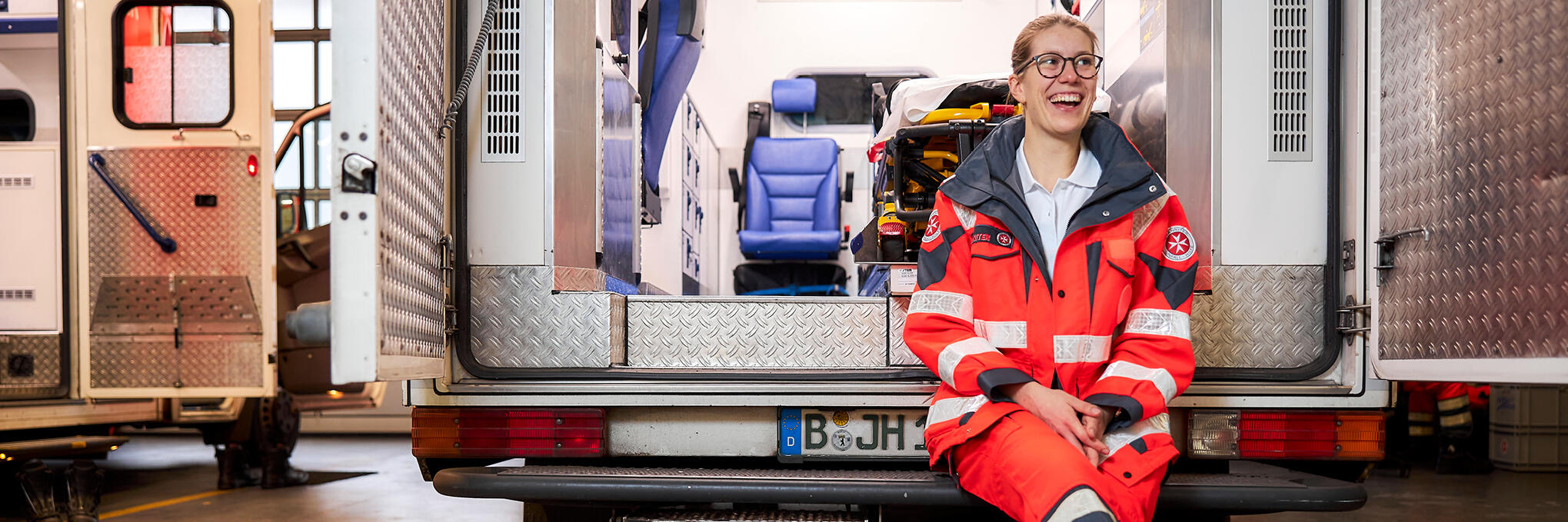 Die Johanniter-Akademie ist maßgeblich an der Entwicklung und Fortschreibung der Berufsbilder Notfallsanitäter/-in und Rettungssanitäter/-in beteiligt. 
