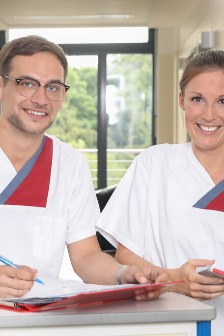 Pflegerin und Pfleger der Johanniter-Kliniken Bonn