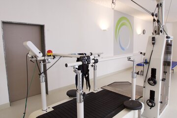 Robotikraum als Teil der Physiotherapie