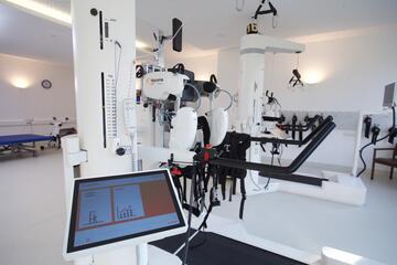 Robotikraum als Teil der Physiotherapie